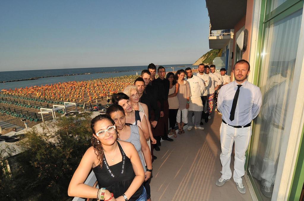 Hotel International Gabicce Mare Exterior photo