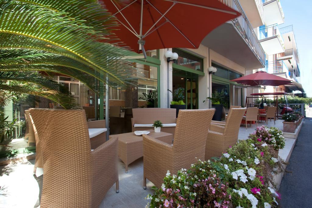 Hotel International Gabicce Mare Exterior photo